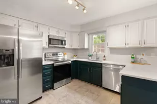 3855 Inverness Rd, Fairfax, VA 22033 - Photo 20