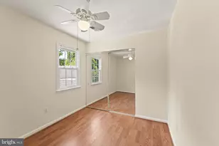 9719 Cinnamon Creek Dr, Vienna, VA 22182 - Photo 38