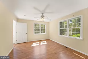9719 Cinnamon Creek Dr, Vienna, VA 22182 - Photo 24