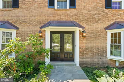 9719 Cinnamon Creek Drive, Vienna, VA 22182 - Photo 4
