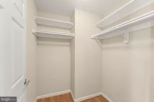 9719 Cinnamon Creek Dr, Vienna, VA 22182 - Photo 28