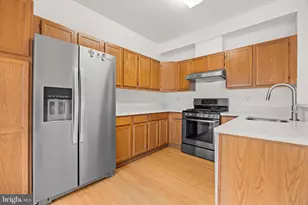 4097 Fountainside Ln, Fairfax, VA 22030 - Photo 22