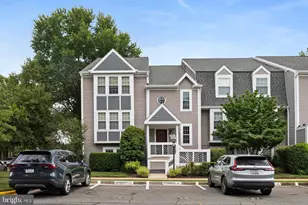12888 Grays Pointe Rd, Fairfax, VA 22033 - Photo 1
