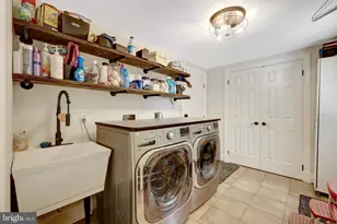 7845 Old Dominion Dr, McLean, VA 22102 - Photo 48