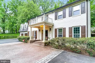 7845 Old Dominion Dr, McLean, VA 22102 - Photo 6