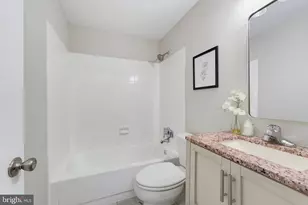 3113 Pebble Hill Ln, Fairfax, VA 22031 - Photo 22