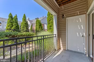 12958 Centre Park Cir, Herndon, VA 20171 - Photo 24