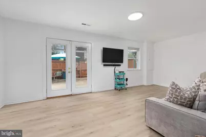 8174 Electric Avenue, Vienna, VA 22182 - Photo 18