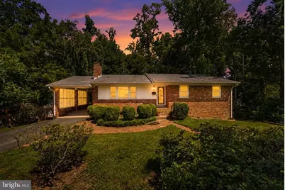 7048 Cindy Ln, Annandale, VA 22003 - Photo 2
