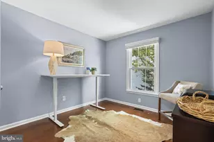 7049 Kings Manor Dr, Alexandria, VA 22315 - Photo 28