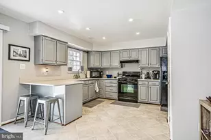 8606 Rocky Gap Ct, Lorton, VA 22079 - Photo 12