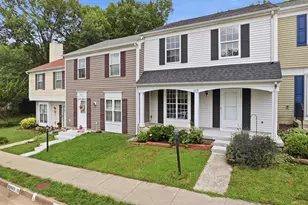 6255 Astrid Cove, Centreville, VA 20120 - Photo 4
