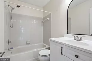 7690 Green Garland Dr, Springfield, VA 22153 - Photo 14