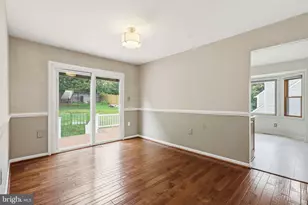 7690 Green Garland Dr, Springfield, VA 22153 - Photo 4