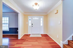 3022 Dower House Dr, Herndon, VA 20171 - Photo 2