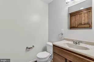 6618 Frost Lake Ln, Alexandria, VA 22315 - Photo 34