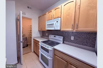12152 Penderview Terrace #1304, Fairfax, VA 22033 - Photo 4
