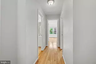 4303 Chariot Ct, Fairfax, VA 22030 - Photo 32