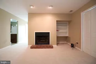 10118 Oakton Terrace Rd, Oakton, VA 22124 - Photo 14