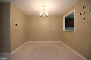10118 Oakton Terrace Rd, Oakton, VA 22124 - Photo 10