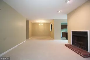 10118 Oakton Terrace Rd, Oakton, VA 22124 - Photo 12