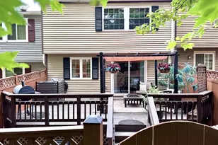 7315 Golden Horseshoe Ct, Springfield, VA 22153 - Photo 2