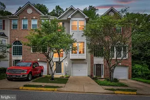 8429 Carmela Cir, Springfield, VA 22153 - Photo 2