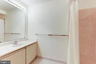 8509 Jeffersonian Ct, Vienna, VA 22182 - Photo 36