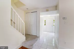 8509 Jeffersonian Ct, Vienna, VA 22182 - Photo 4