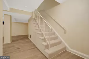 228 Commons Dr NW, Vienna, VA 22180 - Photo 30