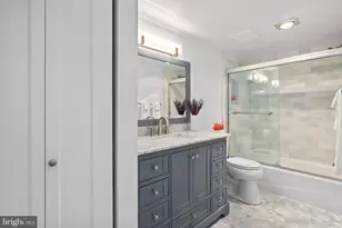 1800 Old Meadow Rd, McLean, VA 22102 - Photo 16