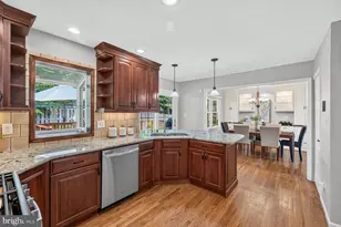 8744 Arley Dr, Springfield, VA 22153 - Photo 14