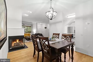 14451 Glencrest Cir, Centreville, VA 20120 - Photo 10