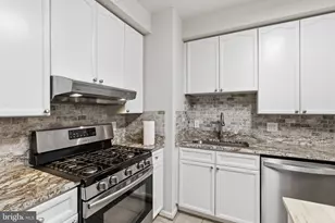 14451 Glencrest Cir, Centreville, VA 20120 - Photo 14