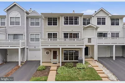 14451 Glencrest Circle #71, Centreville, VA 20120 - Photo 1
