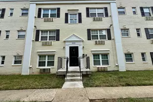 2237 Farrington Ave, Alexandria, VA 22303 - Photo 2