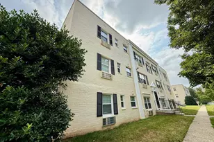 2237 Farrington Ave, Alexandria, VA 22303 - Photo 4