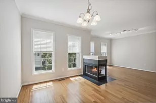 2547 Sandbourne Ln, Herndon, VA 20171 - Photo 8