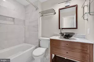 8211 Crossbrook Ct, Lorton, VA 22079 - Photo 18