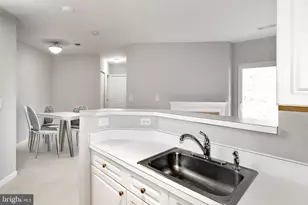 2204 Westcourt Ln, Herndon, VA 20170 - Photo 10