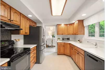 2244 Richelieu Drive, Vienna, VA 22182 - Photo 14