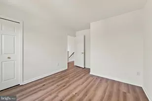 14247 Glade Spring Dr, Centreville, VA 20121 - Photo 14