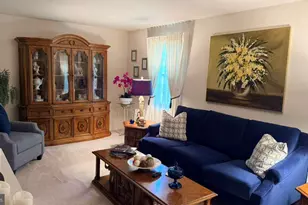 9515 Ashbridge Ct, Burke, VA 22015 - Photo 2