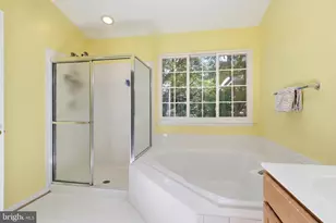 2769 Manhattan Pl, Vienna, VA 22180 - Photo 24