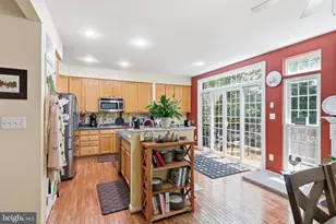 2769 Manhattan Pl, Vienna, VA 22180 - Photo 10