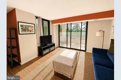 1808 Old Meadow Road #1005, McLean, VA 22102 - Photo 2