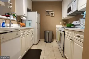 5563 Seminary Rd, Falls Church, VA 22041 - Photo 2