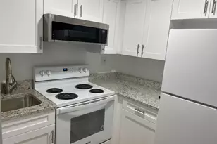 6522 Alexis Ln, Springfield, VA 22152 - Photo 8