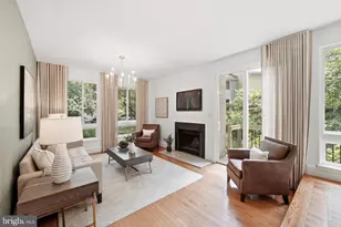 2050 Chadds Ford Dr, Reston, VA 20191 - Photo 2