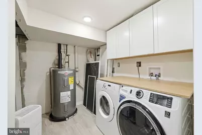 2050 Chadds Ford Drive, Reston, VA 20191 - Photo 36